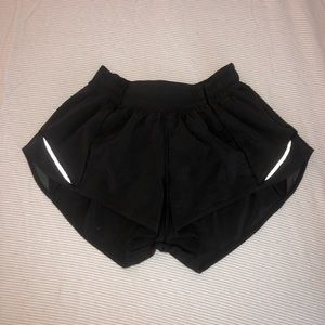Lululemon Black Hotty Hot shorts